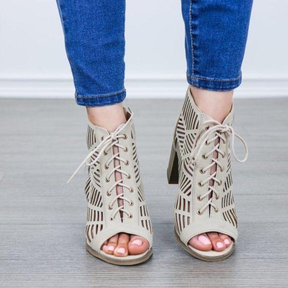 Open Toe Laced Up Spring Cut Out Ankle Booties - Picture 7 of 8